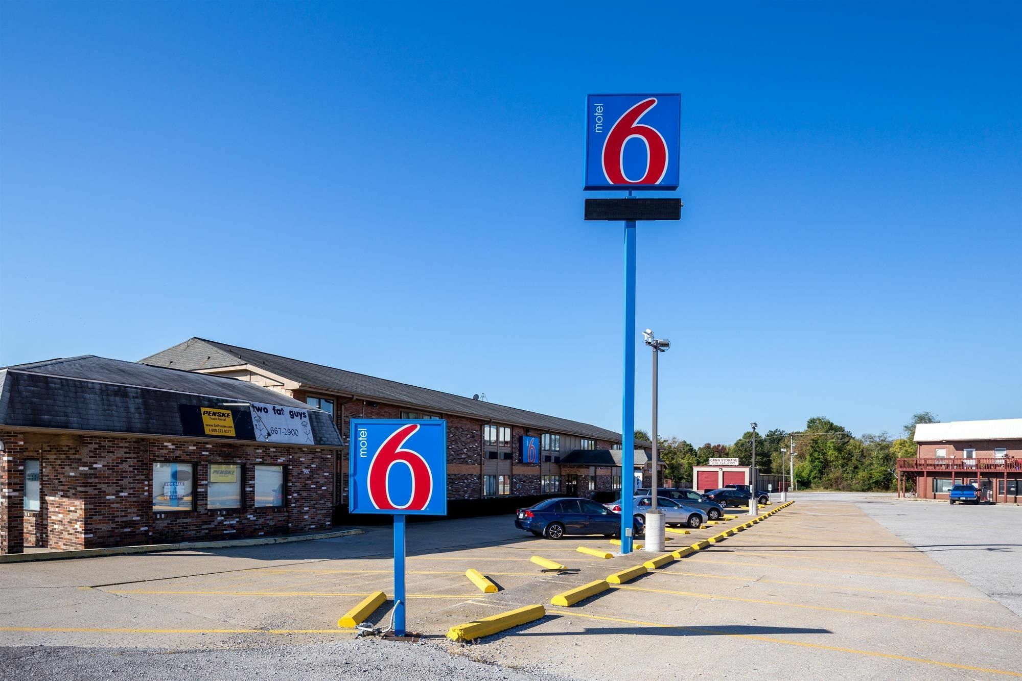 Motel 6-Troy, Il Εξωτερικό φωτογραφία